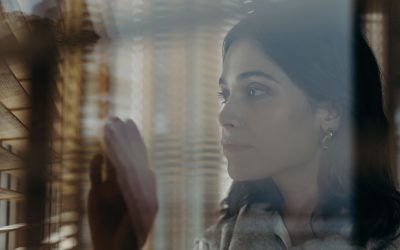 Cómo el entorno laboral afecta a tu bienestar emocional